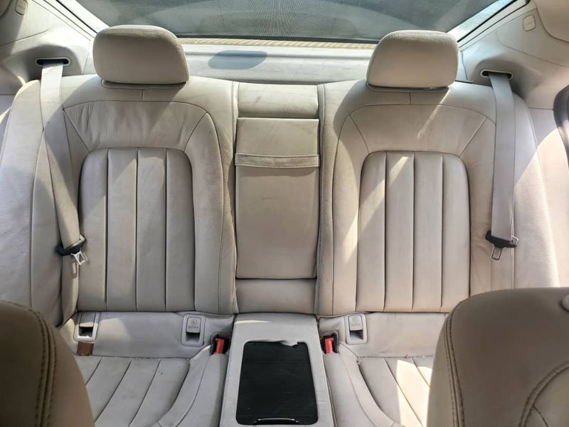 Thumbnail 3 of 2015 Mercedes-Benz C-Class